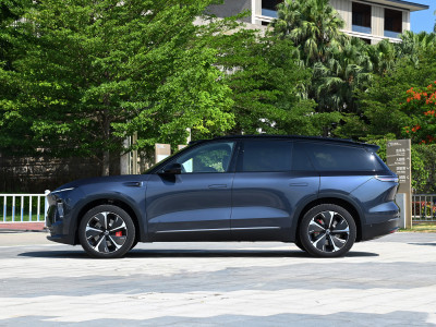 NIO ES8  Фото №2